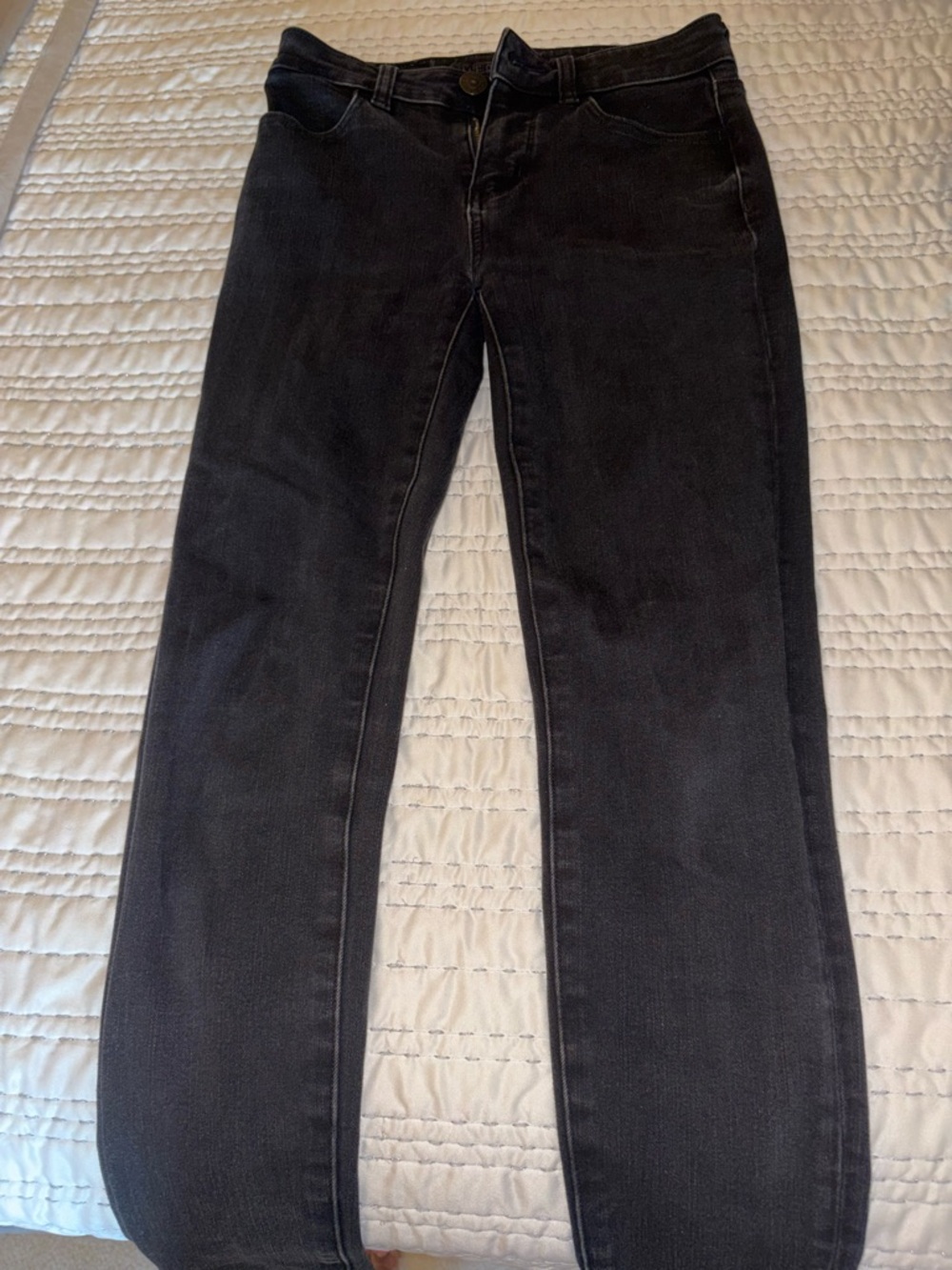 American Eagle Outfitters Women’s Slim Straight Jeans in Black